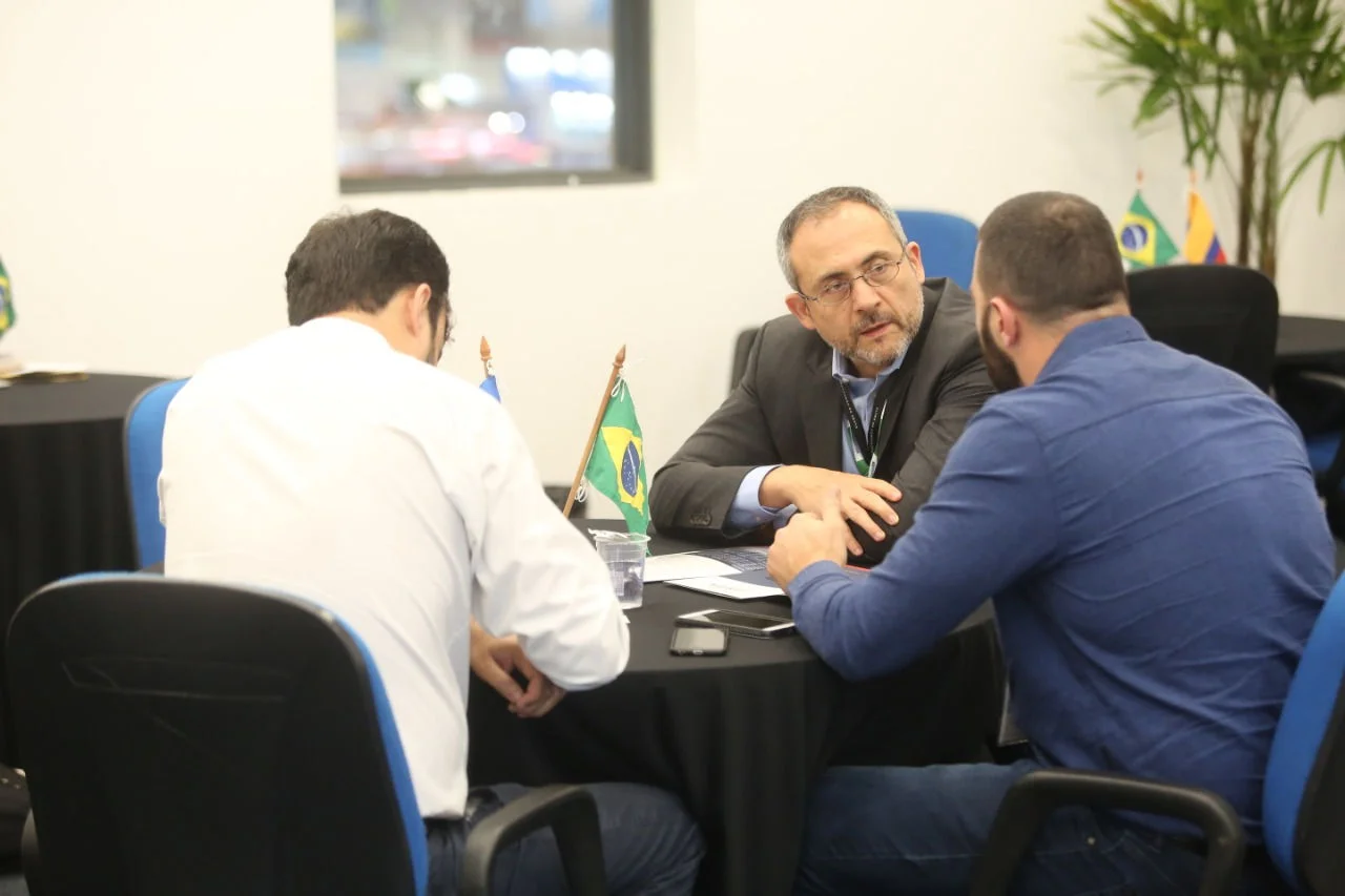 Oito compradores de seis países virão para a Rodada Internacional de Negócios da FEBRAVA 2025